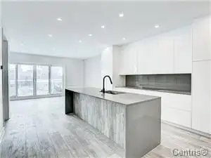 Condo for rent - 142 Rue De Courcelle