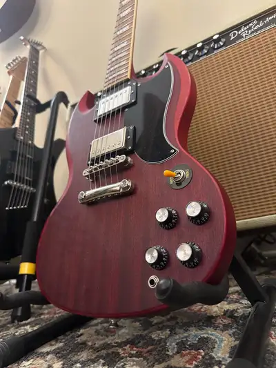 Epiphone G-400 SG, View more