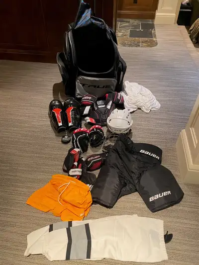Full set of youth hockey gear with bag, View more