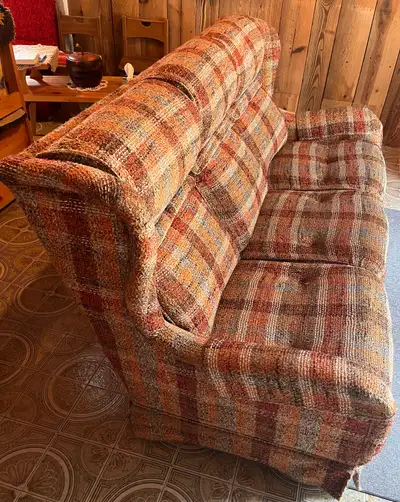 Divan confortable, View more