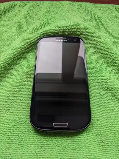 Samsung Galaxy S3 (16GB), View more