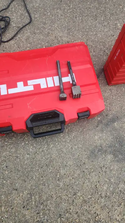 hilti te 700 jack hammer chissell bit inc 765$$, View more