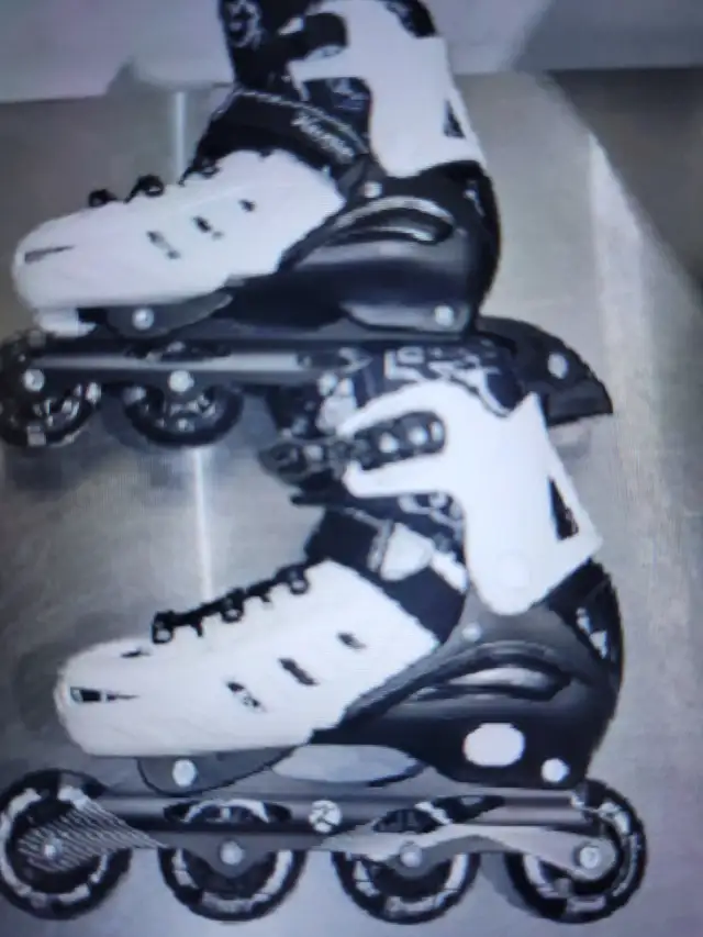 KUXUAN Inline Skates - like new in Skates & Blades in Brantford - Image 5