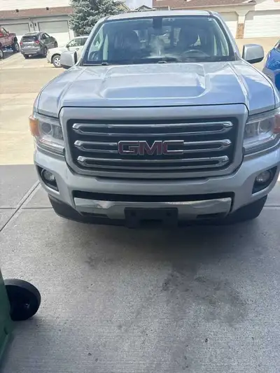 Gmc canyon truck, 2016 3 litre V6 333000 km needs new tires and catalytic converter. Mostly hi way d...