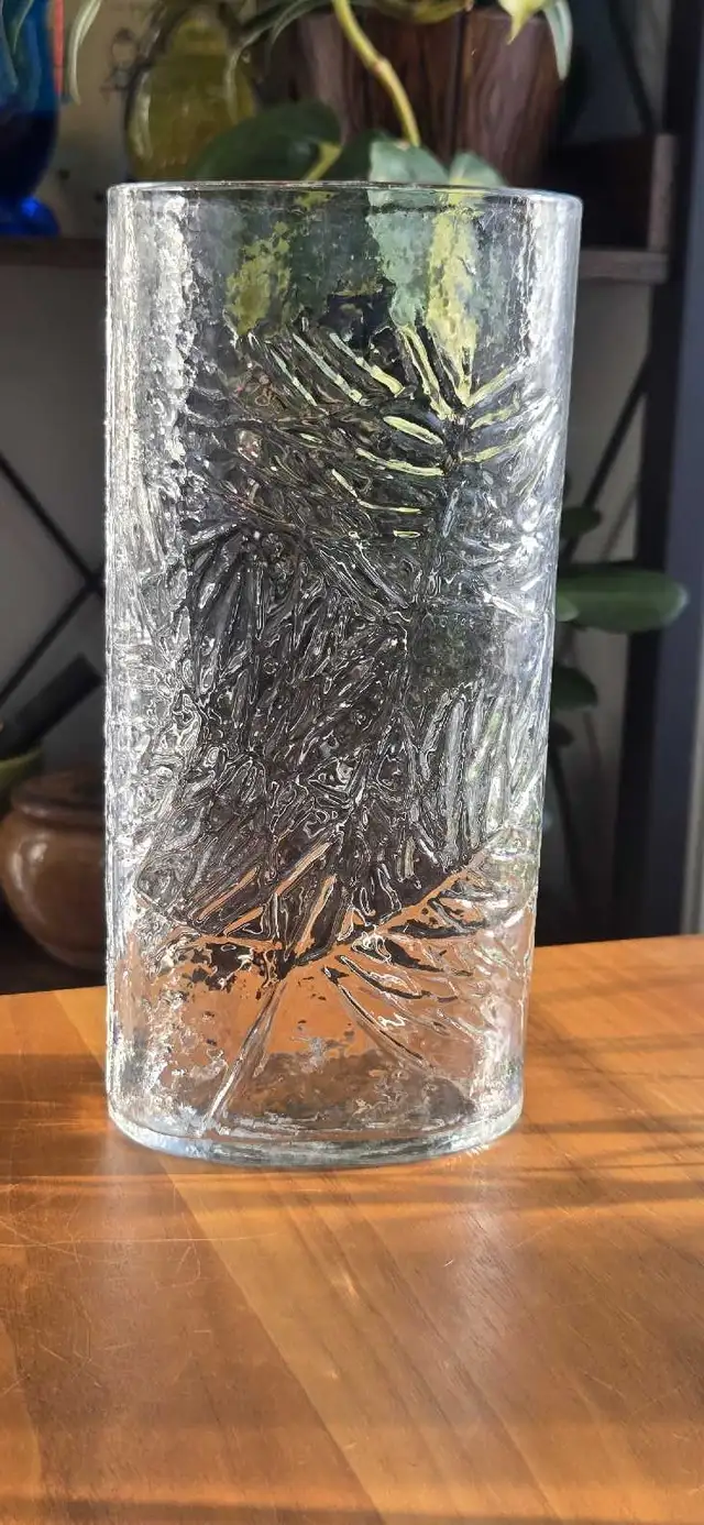 SWEDISH GLASS PINE BRANCH VASE by ROYAL KRONA FANTASTIC SHAPE in Arts & Collectibles in St. Albert - Image 3