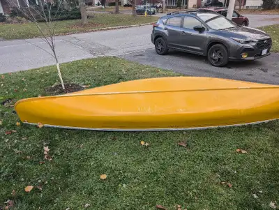 16 foot Scott Echo Canoe - Fiberglass Made in Canada Purchased from Trailhead Paddleshack in 2007 St...