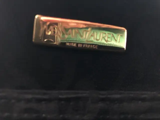 YSL Yves Saint Laurent Vintage Teal Arabesque Shoulder Bag in Women's - Bags & Wallets in Mississauga / Peel Region - Image 11