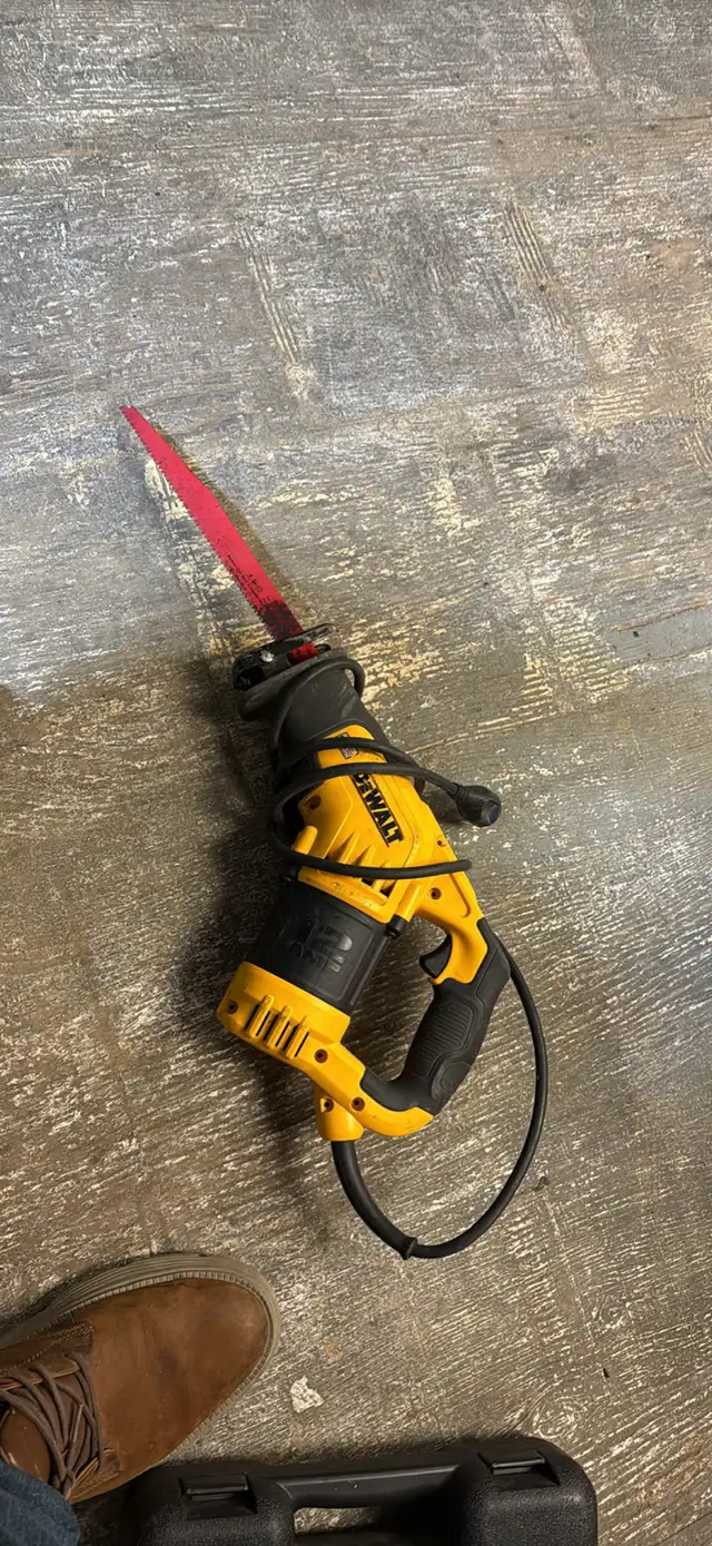 DeWalt Reciprocating Saw in Power Tools in London - Image 2
