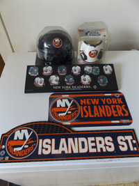 ORIGINAL VINTAGE NEW YORK ISLANDERS SOUVENIR LOT SIGNS HELMET