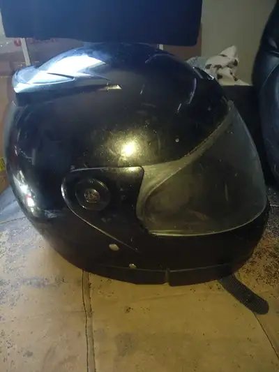Zues Dot 3 Helmet. XL in size