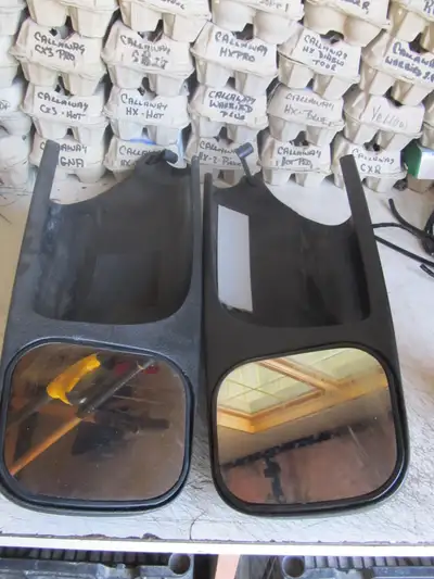 custom towing mirrors, model 1200, for Chevy Suburban, Astro, Safari and Kodiak. 1992-up. provides t...