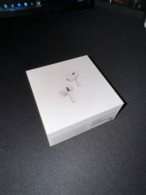 Apple AirPods Pro (2nd Generation) USB-C in Headphones in Mississauga / Peel Region