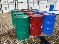 Steel and plastic barrels, 1000 litre totes