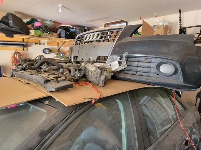 Audi A4 201163384461111811123