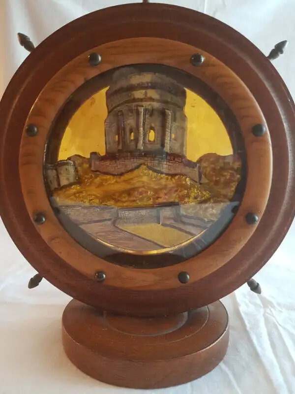 Art Deco  ships Wheel light lamp Mid century in Arts & Collectibles in Barrie - Image 5