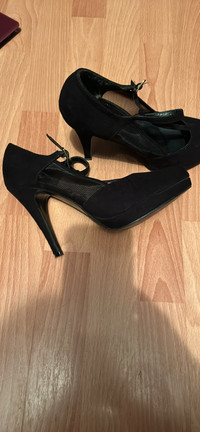 Chaussures à talons noires