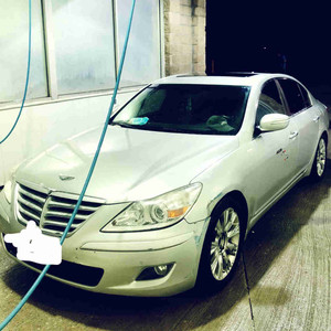2010 Hyundai Genesis