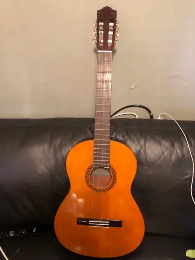 Vintage Taiwan Yamaha CG 100A guitar., View more