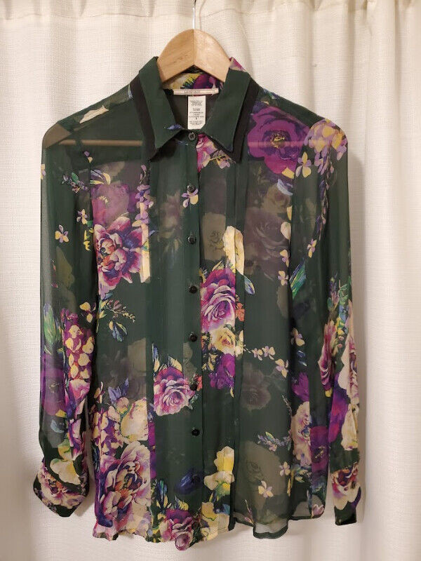 Green 100% Silk Sheer Floral Blouse by LANGUAGE, Size Small in Women's - Tops & Outerwear in Guelph