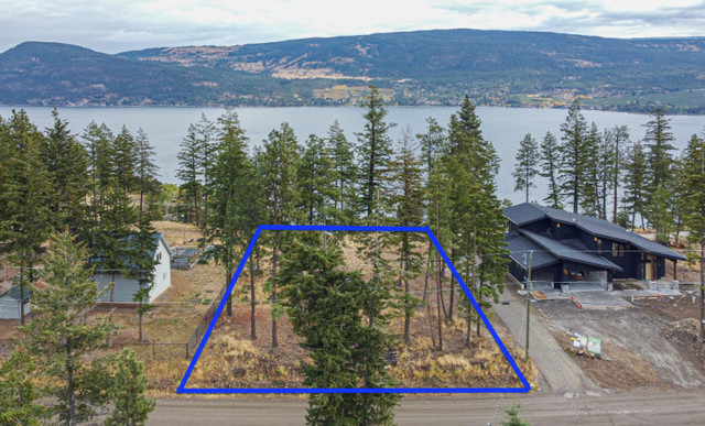 7241 Dunwaters Dr, Kelowna - Building lot in Land for Sale in Vernon