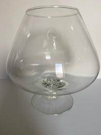 X-Large Clear Glass Vase Footed Centrepiece
