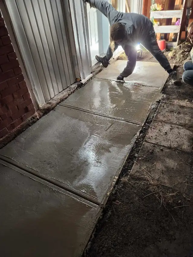 Asphalt & Concrete Rossi in Brick, Masonry & Concrete in Kingston - Image 5
