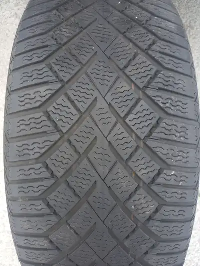 4 pneu hiver continental viking 245-50-r20 bon pour 1 hiver 200$ les 4 514|45|9727
