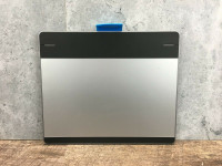 Wacom Intuos Small Touch ⎮ Tablet Only    《    No Pen 》