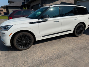 2023 Lincoln Aviator Jet Package