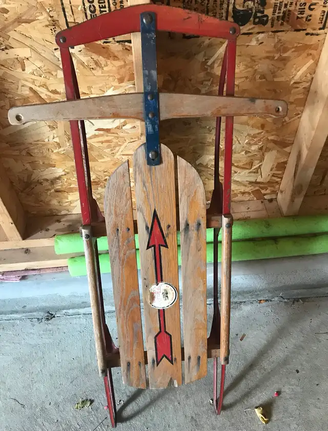 Vintage 1960’s Flexible Flyer Wood & Metal Child’s Sled in Toys & Games in City of Toronto - Image 6