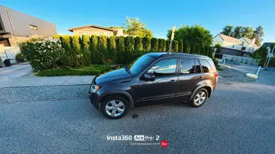 2009 Suzuki Grand Vitara - Great Condition (AWD) 2,4l engine. Well-maintained SUV with a clean inter...