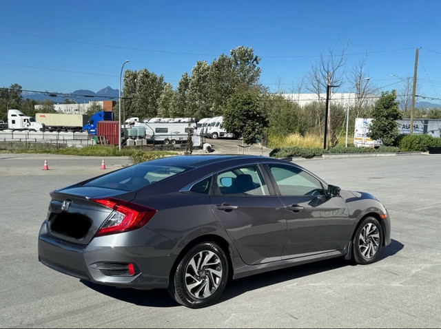 Honda Civic 2016 Touring Turbo in Cars & Trucks in City of Toronto - Image 3