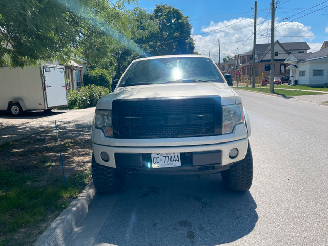 ford 2009 f150 platinum  in Cars & Trucks in Barrie