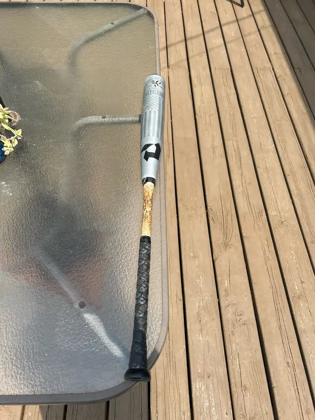 DeMarini Baseball bat in Baseball & Softball in Portage la Prairie - Image 3