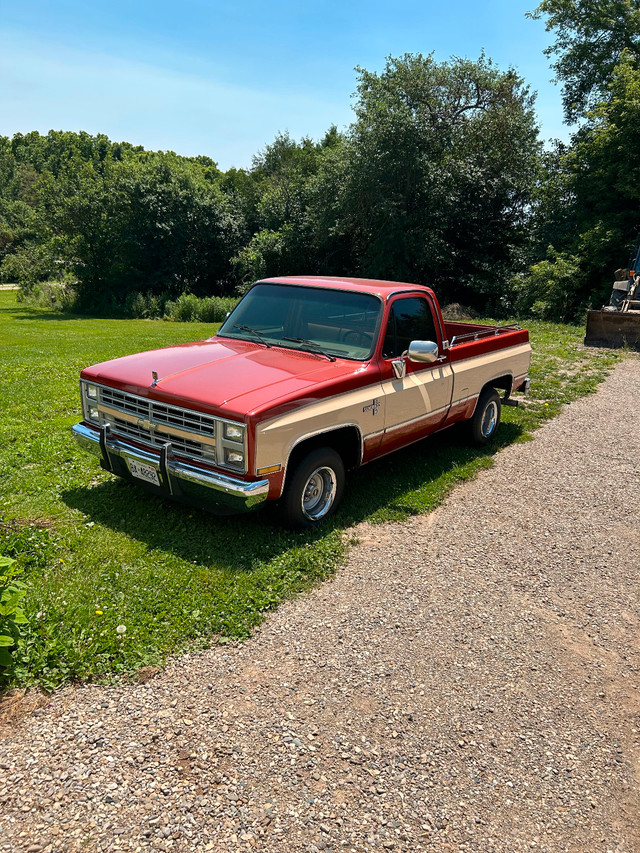 1986 Chevy Silverado in Classic Cars in City of Toronto