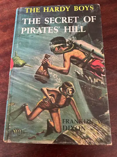 The Hardy Boys - The Secret of Pirates Hill #36, View more