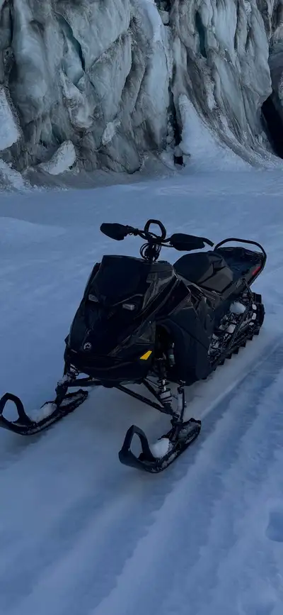2026 summit expert 850 turbo R 154 in length sleds in great shape has shot start and full Enzo 40 sh...