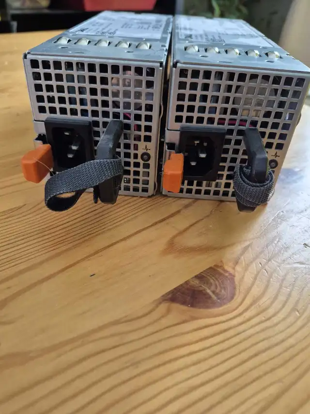 Power supply Dell A870P-00 in System Components in Laval / North Shore - Image 4