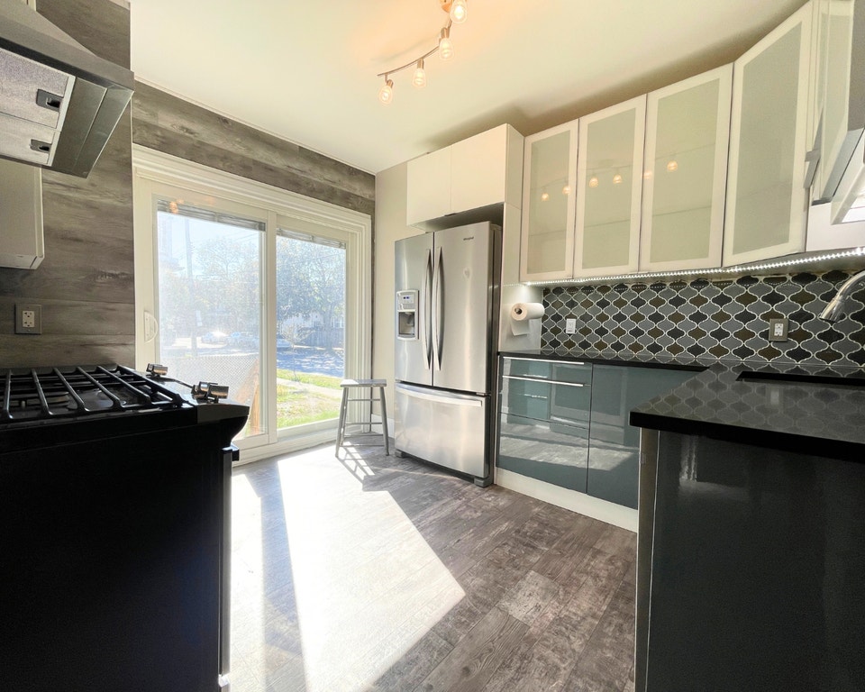 3 Bedroom 1 Bathroom House in Hamilton 5