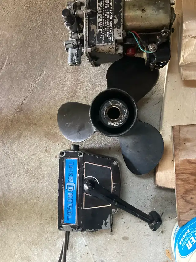 Boat Outboard Motor in Powerboats & Motorboats in City of Toronto - Image 3