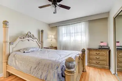 UPPER LEVEL HOUSE FOR RENT IN MALTON - MISSISSAUGA