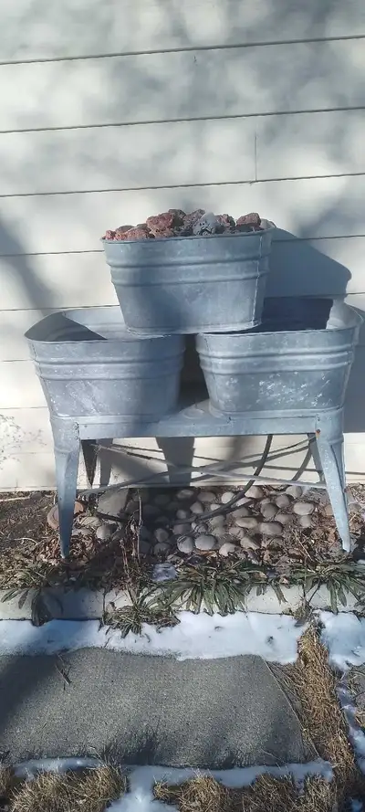 Put together for a the sound of flowing water effect and a chance for small birds to bathe in on hot...