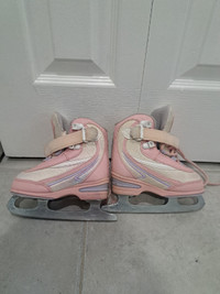 Girls skates