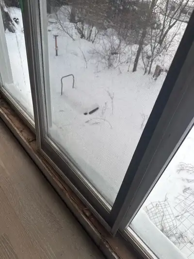 snow shovelling /labour, View more