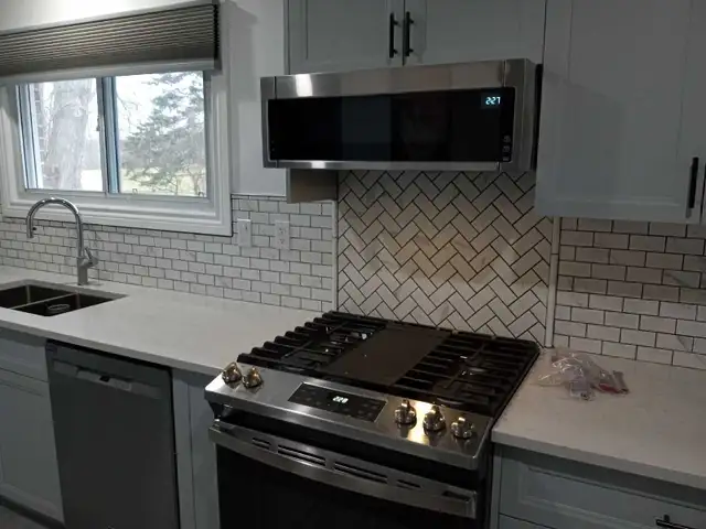 Backsplash & Flooring Installations 605033140973086724
