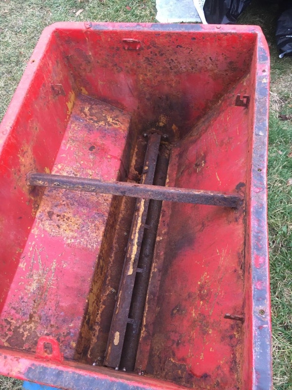 Sand and Salt spreader, 3 pt hitch, pto drive Other Brantford Kijiji