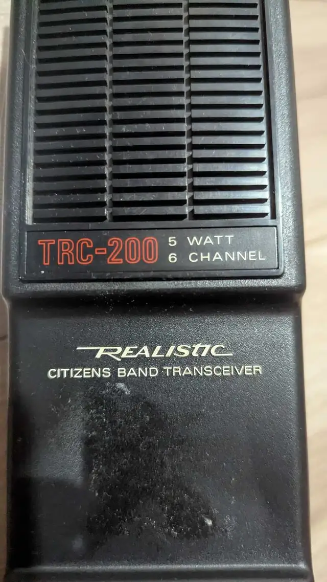Realistic TRC-200 Transceiver in General Electronics in City of Montréal - Image 3