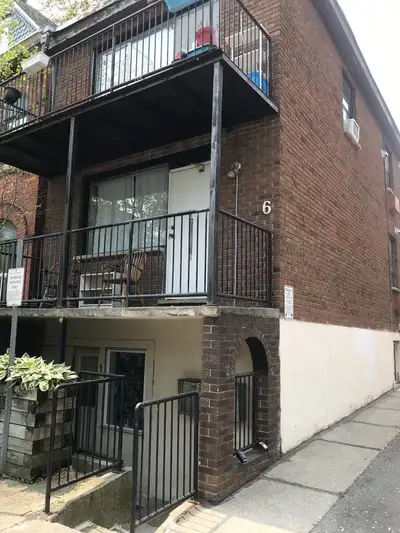 GREAT 540 SQFT 1-BDRM UNIT - KING/DUFFERIN - 6 ELM GROVE