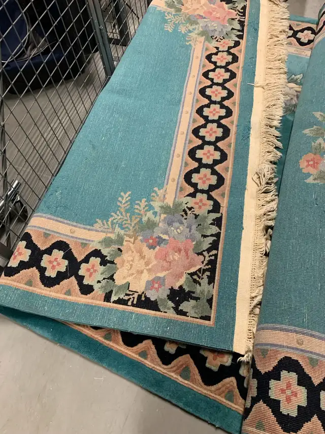 Oriental Rug in Rugs, Carpets & Runners in City of Toronto - Image 6