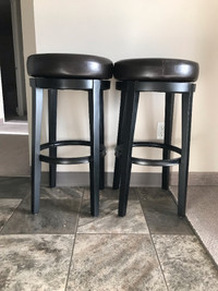 Brown Leather Round Swivel Bar Stools with footrest 17'' x 31''